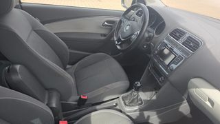 Volkswagen Polo 2014-thumb-4