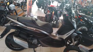 Piaggio Beverly 350 2012-thumb-3