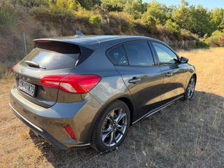 Ford Focus 2018 ST LINE-thumb-3
