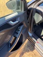 Ford Focus 2018 ST LINE-thumb-23