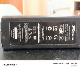αυτόματος προσαρμογέας ρεύματος αυτοκινήτου (DC auto/air adapter) της αξιόπιστης εταιρείας Targus,