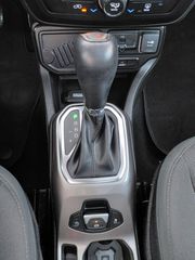 Jeep Renegade 2022 GSE T4 150HP DDCT Limited-Panorama-thumb-30