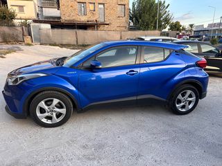 Toyota C-HR 2018 1.8 HYBRID-thumb-12