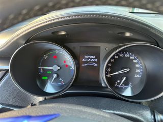 Toyota C-HR 2018 1.8 HYBRID-thumb-15