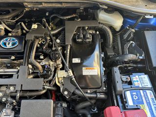 Toyota C-HR 2018 1.8 HYBRID-thumb-25