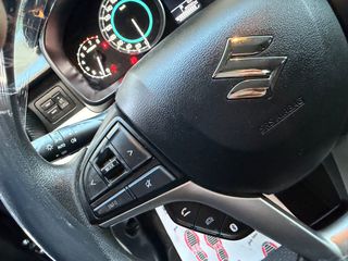 Suzuki Ignis 2019 GLX - 4X4, NAVI, KLIMA!-thumb-34