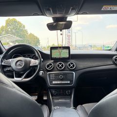 Mercedes-Benz A 180 2017 Amg edition-thumb-15