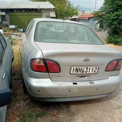 Nissan Primera 2000