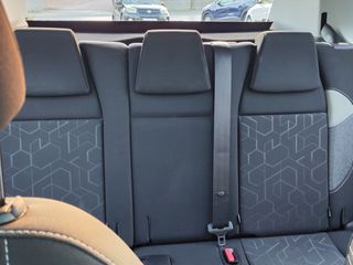 Peugeot 2008 2017-thumb-23