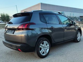 Peugeot 2008 2017-thumb-4