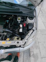 Toyota Yaris 2003 1.0-thumb-9