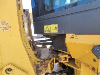 Φορτωτής Με Λάστιχα CAT 2007 924G-thumb-12