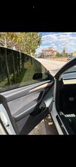 Tesla Model Y 2022 PERFORMANCE-thumb-6
