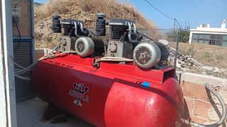 ΚΟΜΠΡΕΣΕΡ ΑΕΡΟΣ AQUILA 1000 ltr