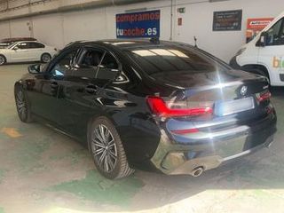 Bmw 318 2020 318d M Sport-thumb-3