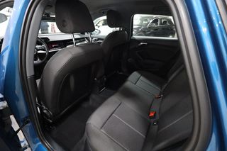 Audi A3 2022 A3 40 TFSI e S tronic 1.4cc 204hp PLUG IN HYBRID-thumb-11