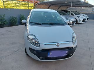 Fiat Punto 2012-thumb-2