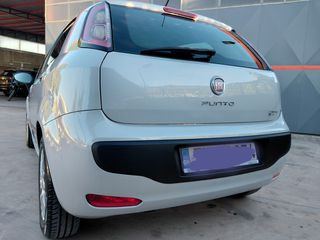 Fiat Punto 2012-thumb-7