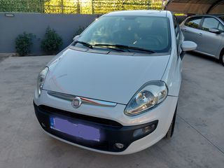 Fiat Punto 2012-thumb-12