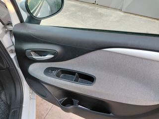 Fiat Punto 2012-thumb-18