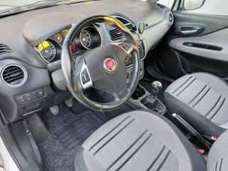 Fiat Punto 2012-thumb-23