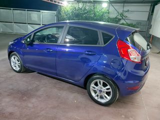 Ford Fiesta 2016-thumb-9