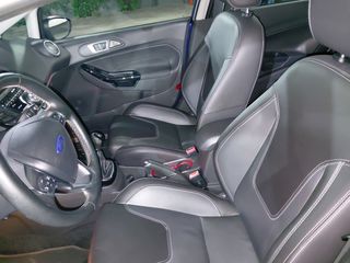 Ford Fiesta 2016-thumb-17