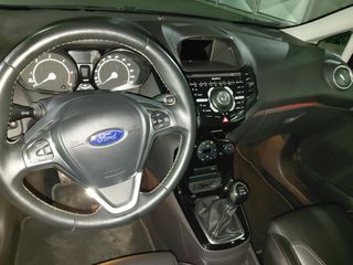 Ford Fiesta 2016-thumb-18