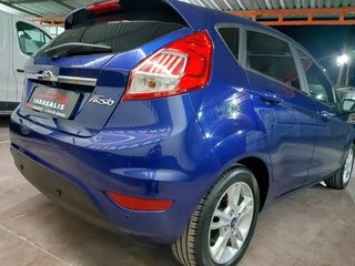 Ford Fiesta 2016-thumb-13