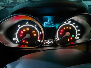 Ford Fiesta 2016-thumb-27
