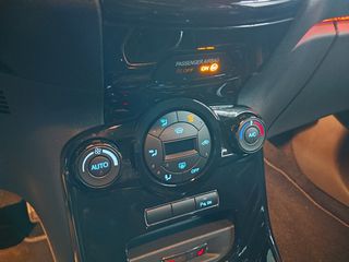 Ford Fiesta 2016-thumb-28
