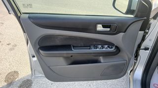 Ford Focus 2010 DIESEL 1.6 TDCI-thumb-28