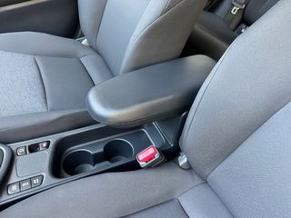 Toyota Yaris 2022 1.5 HYBRID HDF 116HP _ BUSINESS _ ΕΛΛΗΝΙΚΟ _ ΕΓΓΥΗΣΗ-thumb-23