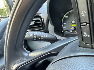 Toyota Yaris 2022 1.5 HYBRID HDF 116HP _ BUSINESS _ ΕΛΛΗΝΙΚΟ _ ΕΓΓΥΗΣΗ-thumb-29