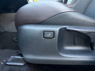 Toyota C-HR 2017 Automatic-thumb-56
