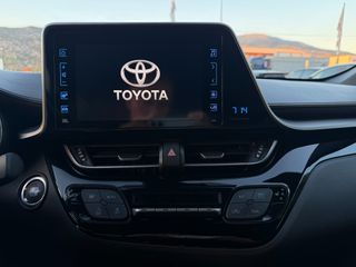 Toyota C-HR 2017 Automatic-thumb-45