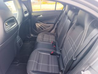 Mercedes-Benz A 180 2013 122 HP-thumb-10