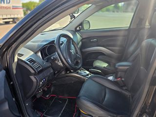 Mitsubishi Outlander 2008-thumb-8