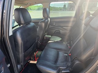 Mitsubishi Outlander 2008-thumb-9