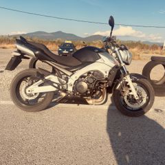 Suzuki GSR 600 2008-thumb-1