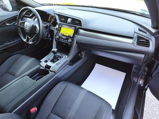 Honda Civic 2019 ELEGANCE-thumb-15