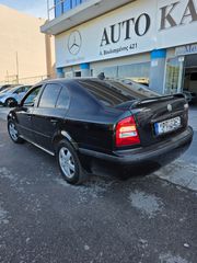 Skoda Octavia 2006-thumb-3