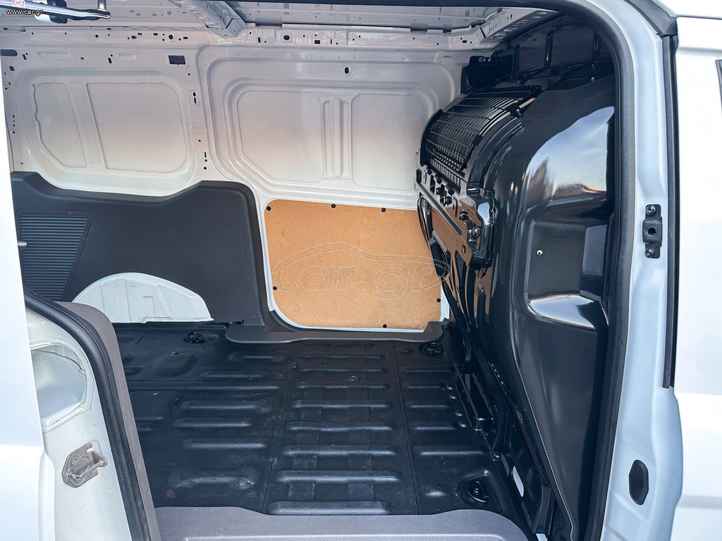 Ford Transit thumbnail 16