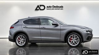 Alfa Romeo Stelvio 2018 Q4 | Navi | Led | R20'' | AUTODEDOUSIS-thumb-2