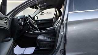 Alfa Romeo Stelvio 2018 Q4 | Navi | Led | R20'' | AUTODEDOUSIS-thumb-17