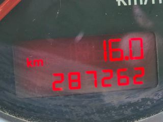 Audi TT 2003-thumb-12