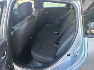 Renault Clio 2017 1.5 DCI DIESEL-thumb-26
