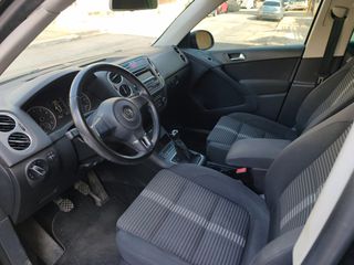 Volkswagen Tiguan 2011 1.4 TSI SPORT 122 HP-thumb-8
