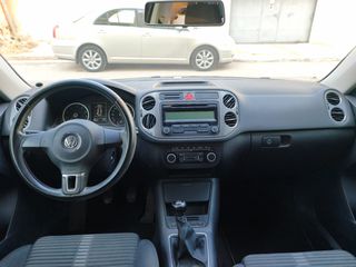 Volkswagen Tiguan 2011 1.4 TSI SPORT 122 HP-thumb-11