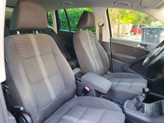 Volkswagen Tiguan 2011 1.4 TSI SPORT 122 HP-thumb-14